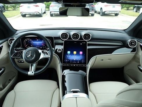 Certified 2025 Mercedes-Benz GLC 300 image 13