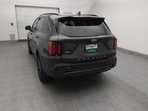 Used 2021 Kia Sorento S w/ Panoramic Sunroof Package image 6