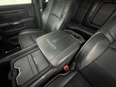 Used 2024 RAM 2500 Limited AWD/4WD image 40