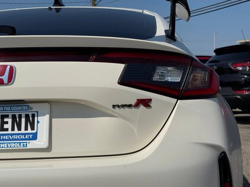 Used 2023 Honda Civic Type R image 35