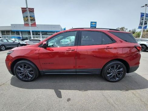 Used 2024 Chevrolet Equinox RS w/ LPO, Cargo Package FWD image 5