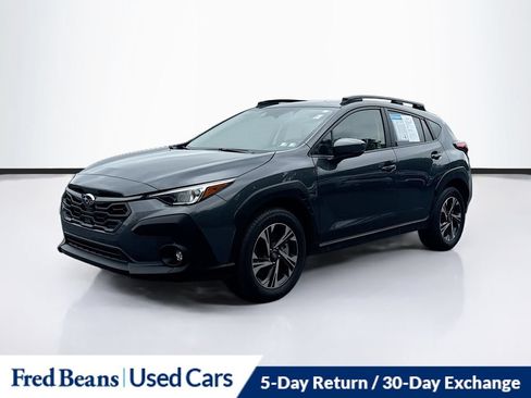 Used 2025 Subaru Crosstrek 2.5i Premium AWD/4WD image 3