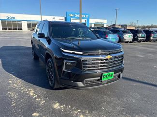 Used 2025 Chevrolet Traverse LT w/ Sun and Wheel Package video 1