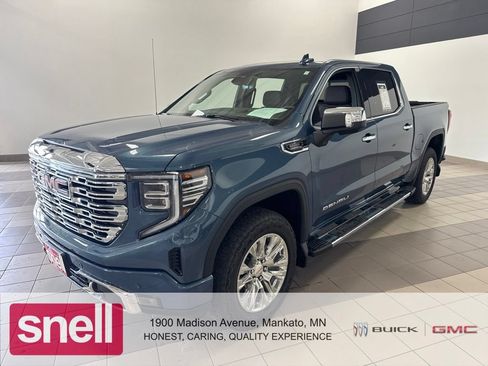 Used 2025 GMC Sierra 1500 Denali w/ Technology Package AWD/4WD image 1