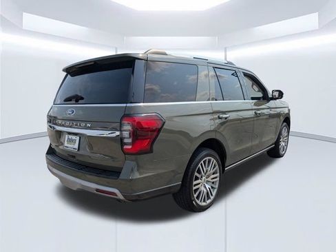 Used 2024 Ford Expedition Limited RWD image 4