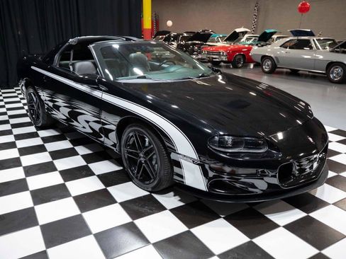 Used 2002 Chevrolet Camaro Z28 w/ Preferred Equipment Group 2 image 17