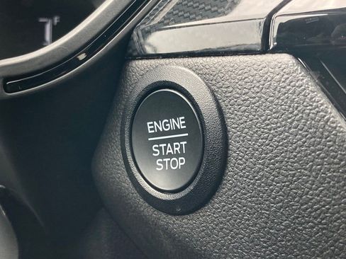 Used 2025 Ford Escape ST-Line FWD image 29