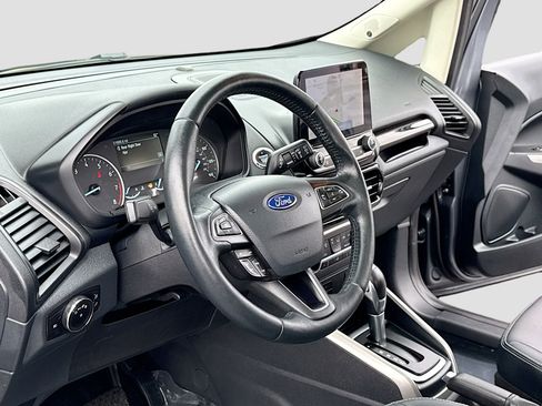 Used 2020 Ford EcoSport Titanium image 4