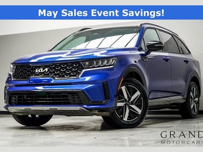 Used 2023 Kia Sorento S w/ Panoramic Sunroof Package