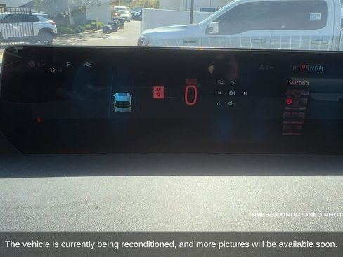 Used 2025 Ford Expedition Active AWD/4WD image 16