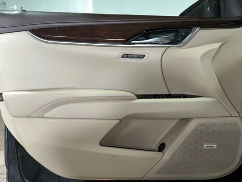 Used 2016 Cadillac XTS Luxury w/ Driver Awareness Package image 15