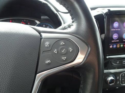 Used 2020 Chevrolet Traverse LT FWD image 23