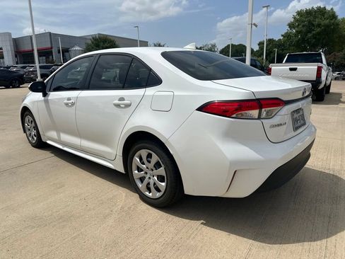 Used 2024 Toyota Corolla LE FWD image 8