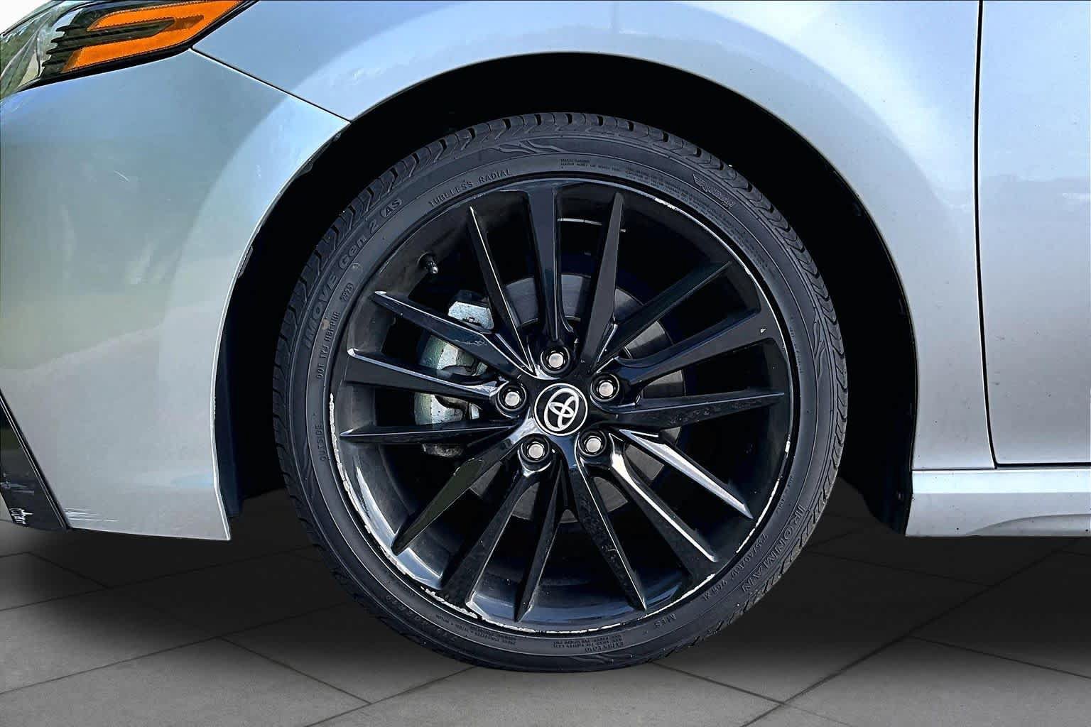 Used 2024 Toyota Camry XSE FWD image 10