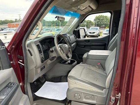 Used 2012 Nissan NV 2500 SV w/ Side Curtain Airbag Pkg RWD image 22