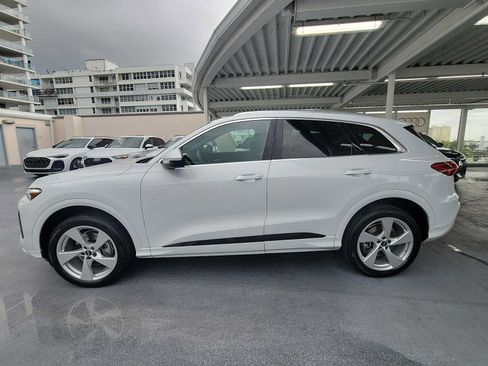 Certified 2025 Audi Q5 Premium Plus AWD/4WD image 9