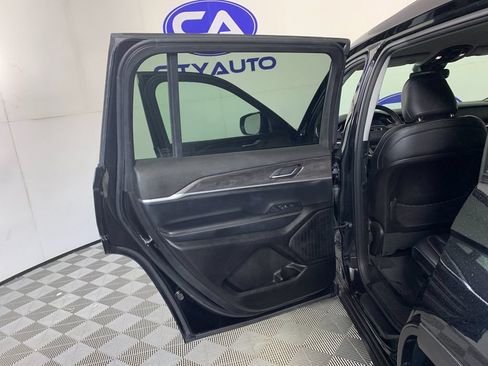 Used 2023 Jeep Grand Cherokee L Limited RWD image 30