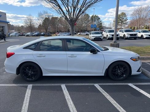 Used 2024 Honda Civic Sport image 12