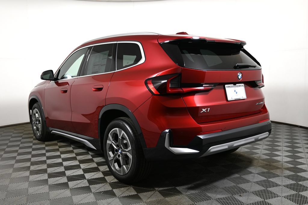 Used 2026 BMW X1 xDrive28i w/ Technology Package AWD/4WD image 5