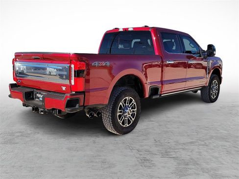 Used 2024 Ford F250 Limited image 11