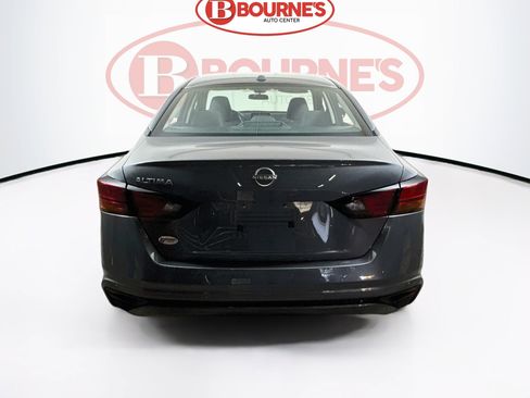 Used 2025 Nissan Altima 2.5 S FWD image 5