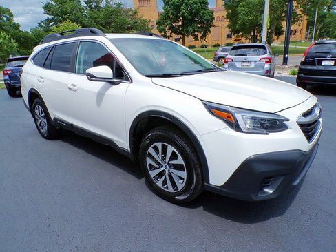 Used 2020 Subaru Outback Premium AWD/4WD image 5