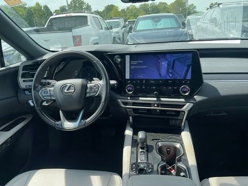 Used 2023 Lexus RX 350 Premium w/ Accessory Package (Z1) AWD/4WD image 8