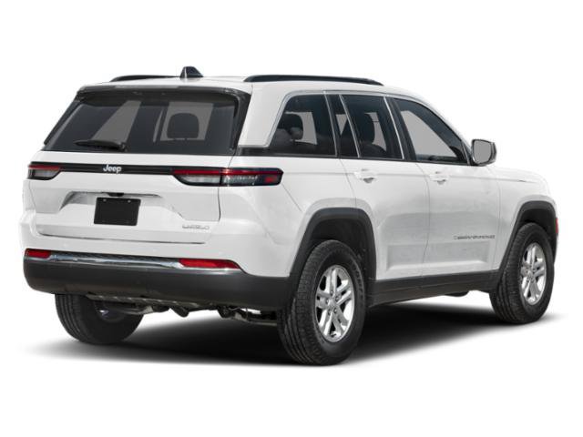Used 2025 Jeep Grand Cherokee Altitude AWD/4WD image 2