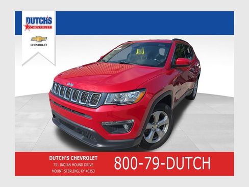 Used 2017 Jeep Compass Latitude FWD image 1