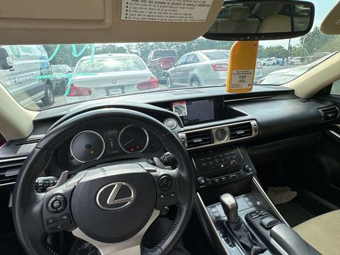 Used 2014 Lexus IS 250 w/ Navigation Package RWD image 3