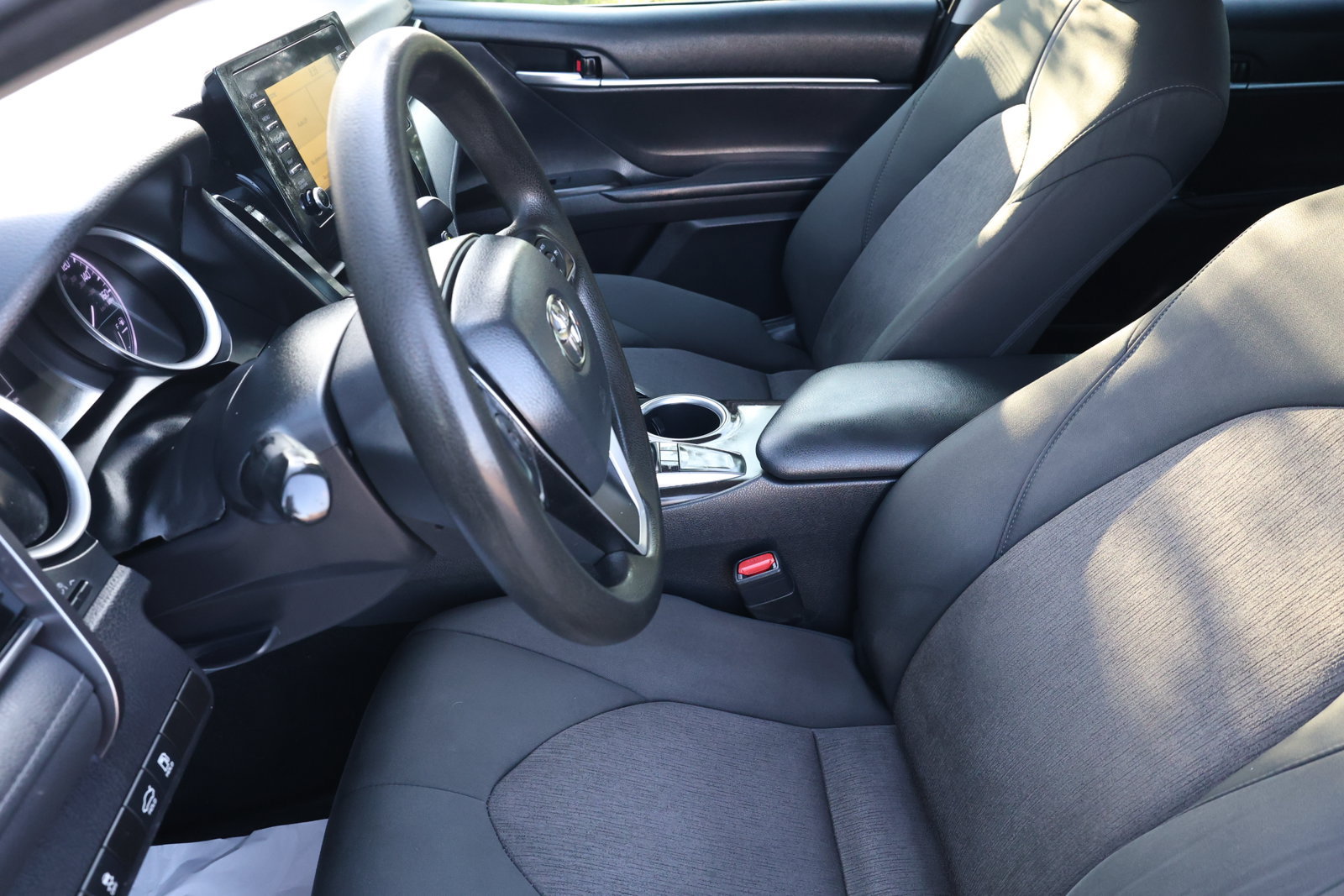 Used 2023 Toyota Camry LE FWD image 13