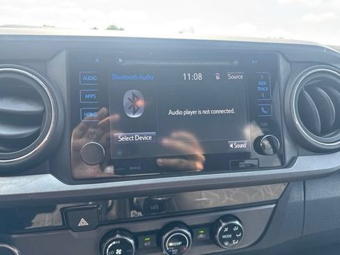 Used 2016 Toyota Tacoma TRD Sport w/ Towing Package RWD image 30
