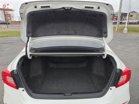 Used 2019 Honda Accord EX-L image 26