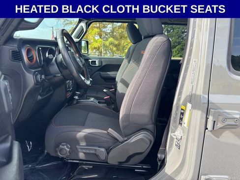 Used 2023 Jeep Gladiator Mojave w/ Cold Weather Group AWD/4WD image 5