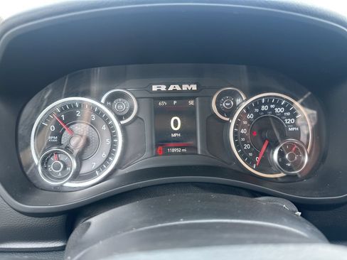 Used 2020 RAM 2500 Big Horn w/ Level 1 Equipment Group AWD/4WD image 19