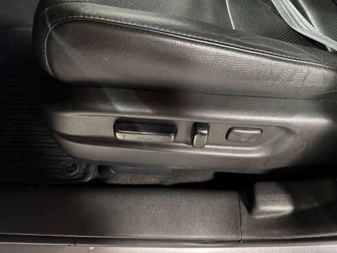 Used 2017 Honda Pilot Elite image 15