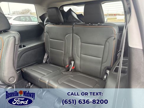 Used 2023 GMC Acadia AT4 w/ Technology Package image 35