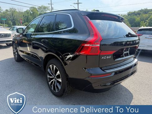 Certified 2023 Volvo XC60 B5 Core w/ Climate Package AWD/4WD image 6