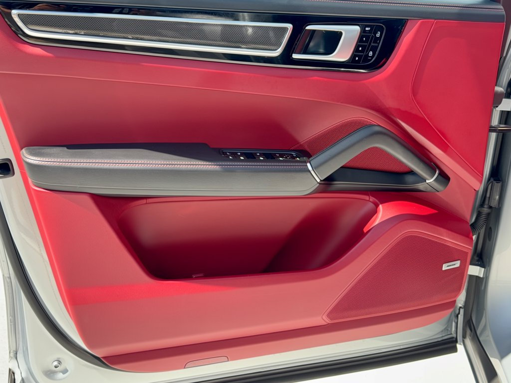 Certified 2021 Porsche Cayenne GTS AWD/4WD image 14