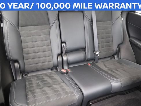 Used 2025 Mitsubishi Outlander SE AWD/4WD image 11