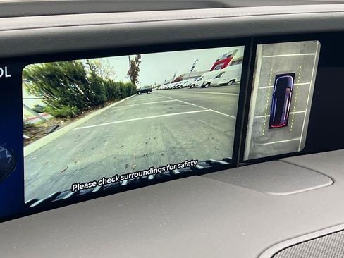 New 2026 Lincoln Nautilus Premier AWD/4WD image 21
