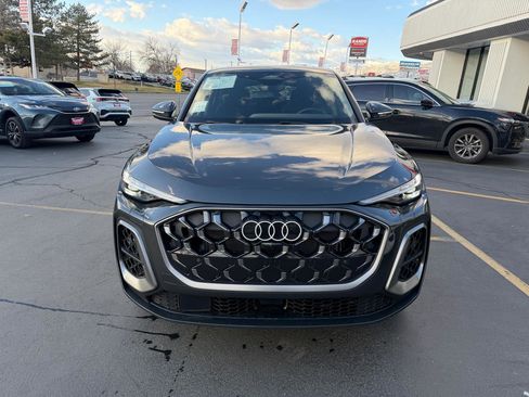 Used 2025 Audi Q5 Premium Plus w/ Premium Plus image 12