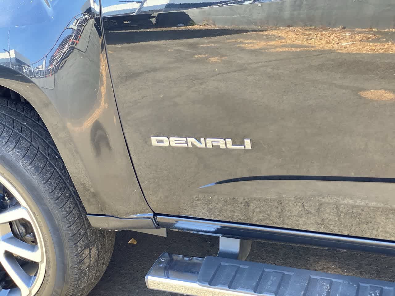 Used 2018 GMC Canyon Denali AWD/4WD image 10