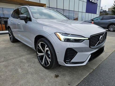 Used 2023 Volvo XC60 B6 Ultimate w/ Protection Package Premier AWD/4WD image 3