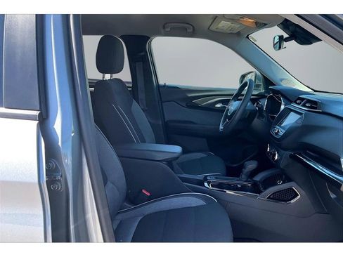 Used 2023 Chevrolet TrailBlazer LT AWD/4WD image 26