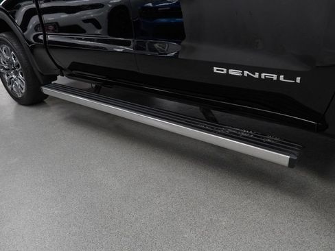 Certified 2025 GMC Sierra 1500 Denali Ultimate AWD/4WD image 39
