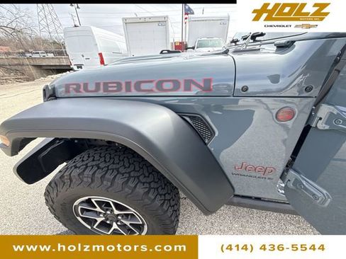 Used 2026 Jeep Wrangler Unlimited Rubicon AWD/4WD image 34