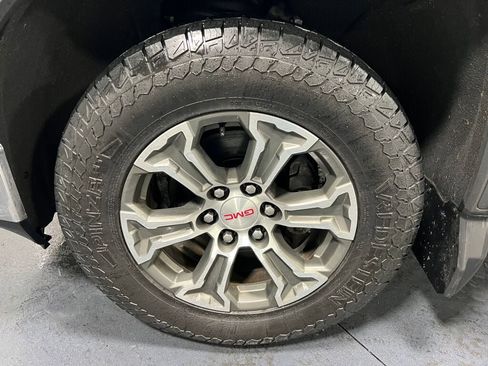 Used 2020 GMC Sierra 1500 SLE w/ SLE Value Package image 13