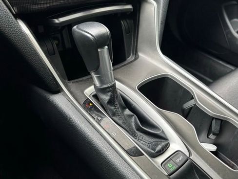 Used 2020 Honda Accord Sport image 14