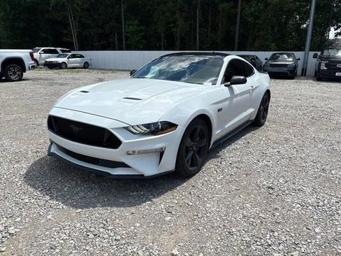 Used 2022 Ford Mustang GT Premium w/ Black Accent Package RWD image 3